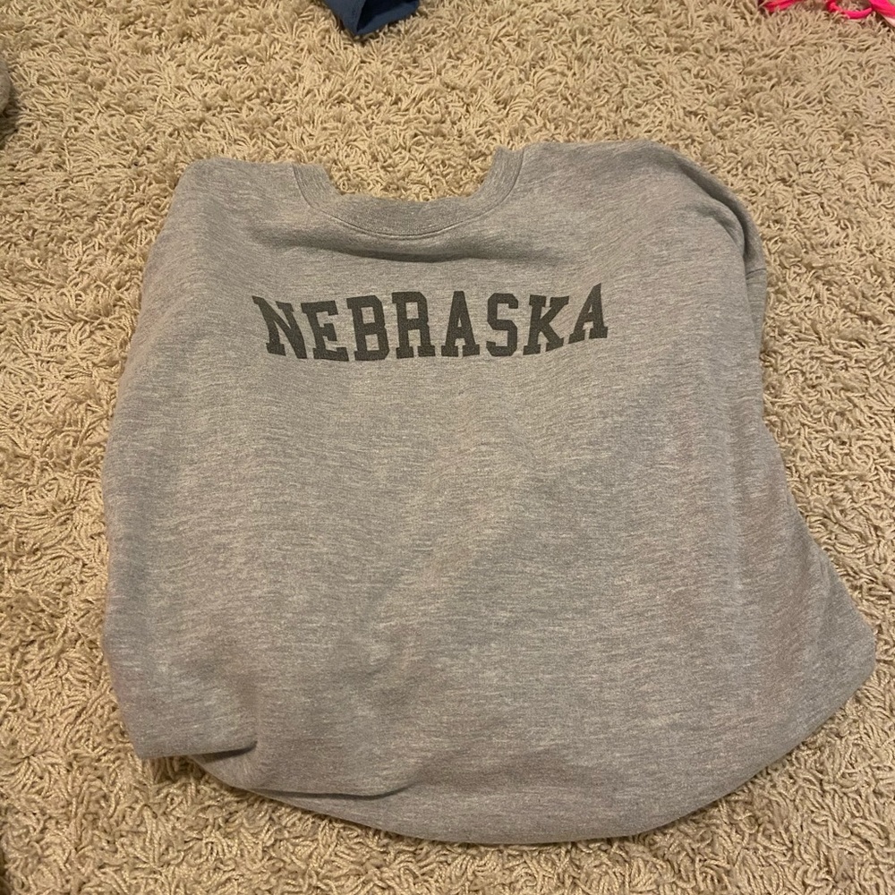 sweatshirt